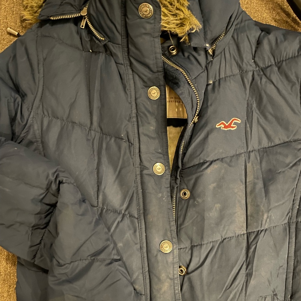 Hollister 100% down jacket with zip off hood